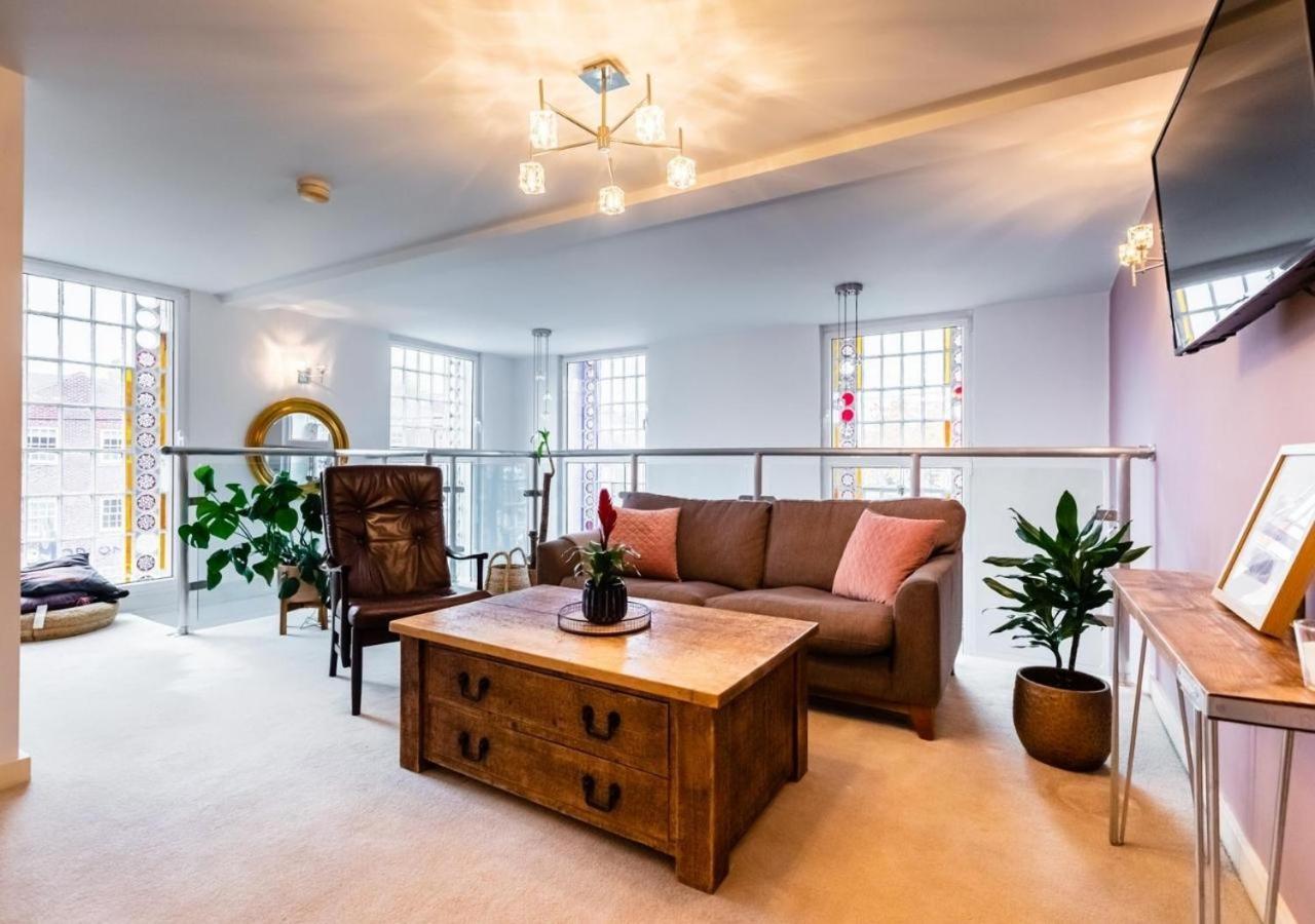 Lux Duplex Apartment 19Th Century Chapel Wakefield Centre Екстер'єр фото