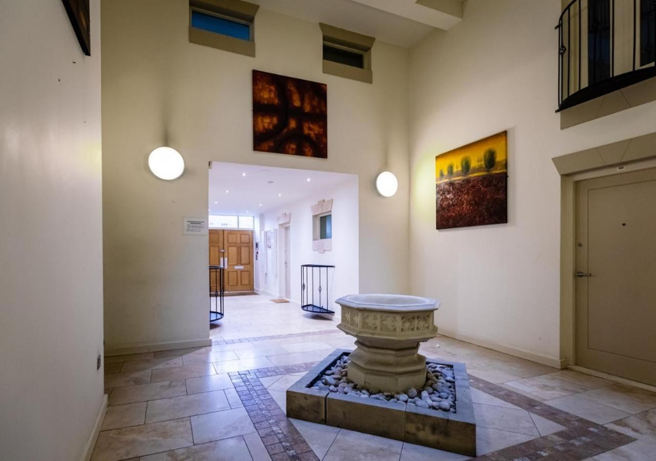 Lux Duplex Apartment 19Th Century Chapel Wakefield Centre Екстер'єр фото